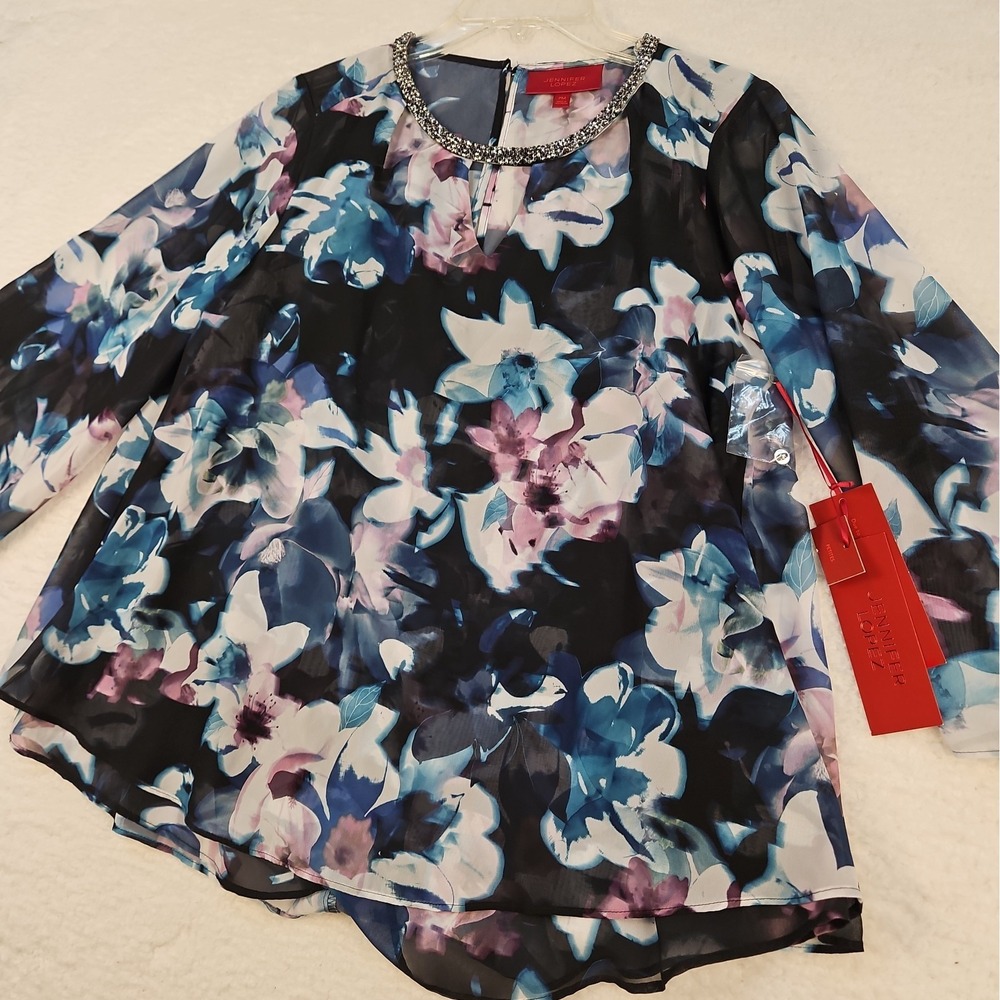 NWT Jennifer Lopez Floral Blouse With Bling Neckline Sheer Sleeves Sz Petite Med